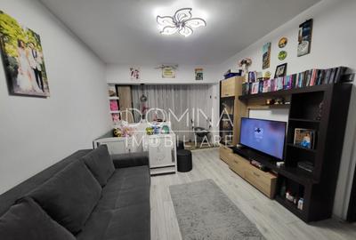 Pre? bun! Garsoniera gata de locuit in zona 9 Mai - 3