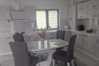 Casă cu 4 camere cu Teren 252 Mp în Berceni - 12