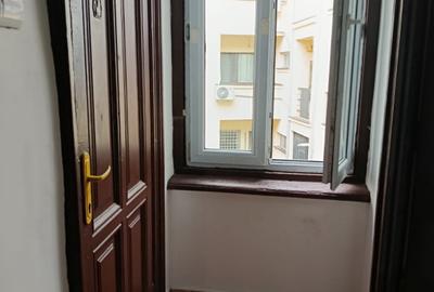 Propun spre vinzare Garsoniera 2 camere in 2 nivele 33mp - 11