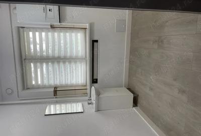 Camera pentru make-up, cosmetica, mani pedi - 1