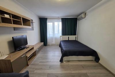 Trapezului, chiar la metrou 1 Decembrie 1918,, bloc mixt, reabilitat - 1