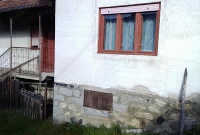 Casă cu 3 camere cu Teren 1500 Mp în Morlaca - 2