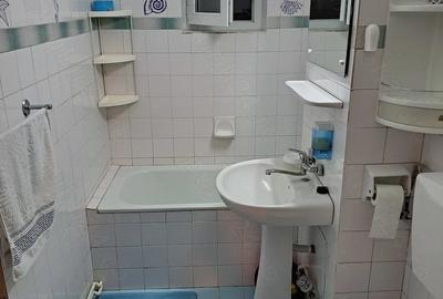Apartament cu 3 camere decomandat în Faleza Nord - 1