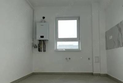 Apartament cu 3 camere decomandat în Tractorul - 1