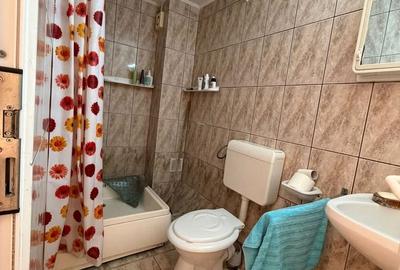 Casă cu 7 camere cu Canalizare în Tomis II - 15
