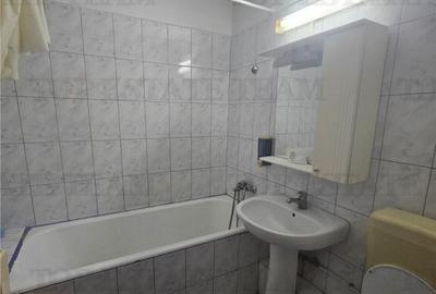 Apartament cu 3 camere semidecomandat, mobilat în Păcii - 5