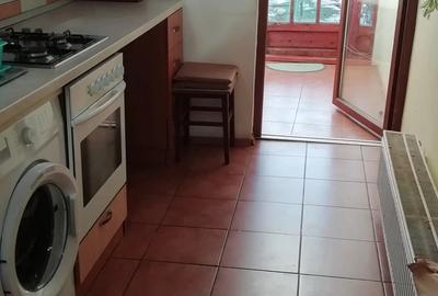 Inchiriez spa?iu Ptr muncitori 4 persoane la casa - 3