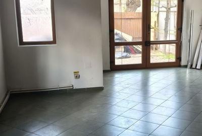 Casă cu 4 camere în Central - 5