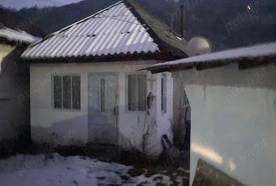 Casă cu Teren 1000 Mp în Central - 6