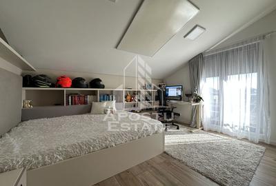 Casa individuala cu 7 camere in Mosnita Veche - 9