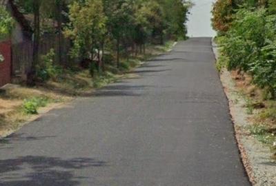 Casă cu 4 camere cu Teren 909 Mp în Central - 1