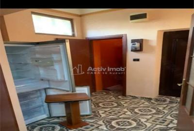 Apartament cu 3 camere semidecomandat în Central - 8