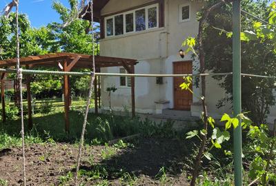Casă cu 6 camere cu Canalizare în Central - 6
