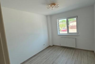 Inchiriez apartament 3 camere - 9
