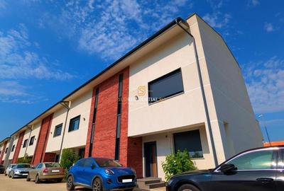 Casa 4 camere, 4 bai, zona Giurgiului