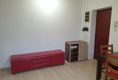 Apartament cu 2 camere semidecomandat, mobilat în Dumbrăvița - 3