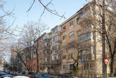 Apartament cu 2 camere decomandat în P-ța Gorjului - 17