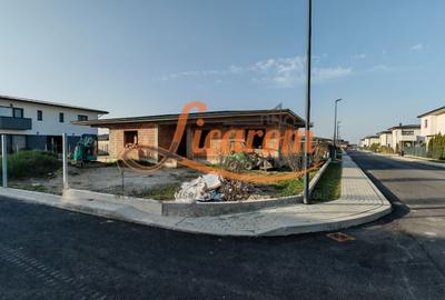 Casă individuală cu 4 camere cu Canalizare în Cristian - 10