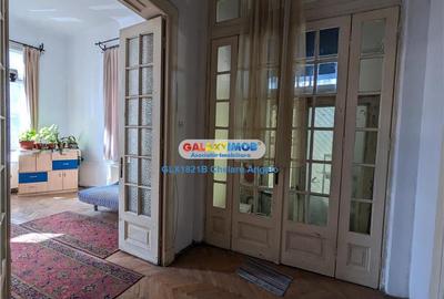 Casă cu 8 camere cu Garaj în Unirii - 15