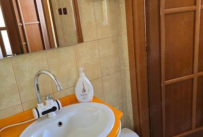 Spațiu comercial, de 950 mp, în Central - 11