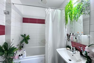 Apartament cu 3 camere decomandat, mobilat în Metalurgiei - 9