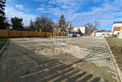 Imobil Multifunctional - Central - Gradina- Parcare - 2