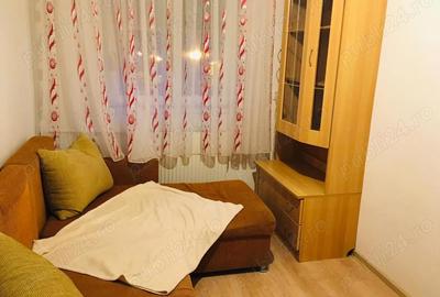 Garsonieră decomandată în UMT - 1