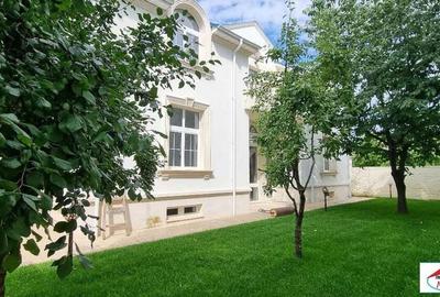 Casa -Vila zona Titulescu ( ID 22744 ) - 2