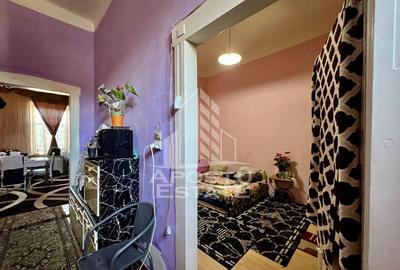 Apartament cu 3 camere decomandat în Lunei