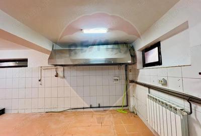 Spațiu comercial, de 190 mp, în Nord - 11