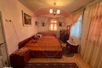 Casă cu 4 camere cu Teren 1000 Mp în Ciorăști - 10