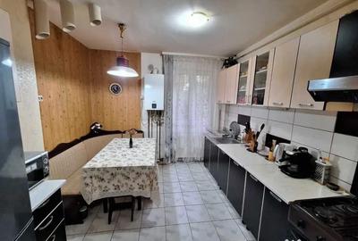 Apartament cu 4 camere semidecomandat în Săsar - 8