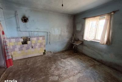 Casă cu 2 camere cu Teren 230 Mp în Central - 3