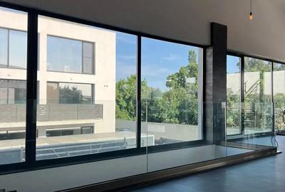 Spațiu comercial, de 1,400 mp, în Centură - 2