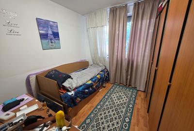 Apartament cu 3 camere semidecomandat în 1 Decembrie 1918 - 16