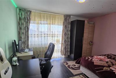 Casă cu 5 camere cu Teren 2500 Mp în Luncușoara