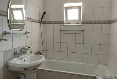 Apartament cu 2 camere semidecomandat în Rahova - 3