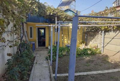 - Casa de vanzare pe str. Grivitei mobilata si utilata, aproape de str. General Eremia Grigorescu. - 6