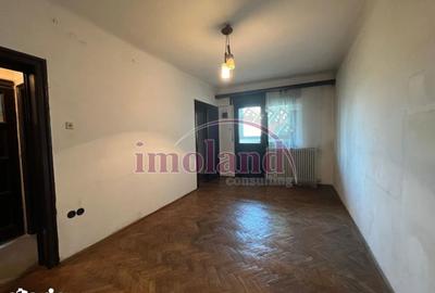 Casă cu 5 camere cu Teren 152 Mp în Pieptănari - 2