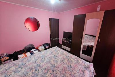 Apartament cu 2 camere decomandat, mobilat în Micro III - 6