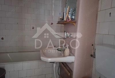 Apartament cu 4 camere decomandat în Tudor - 1