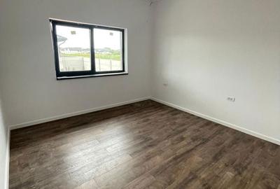 Casă cu 4 camere cu Teren 530 Mp în Clinceni - 11