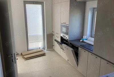 Casă cu 3 camere în Frumușani