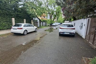 Teren Construcții intravilan de 600 mp, în Titan - 8