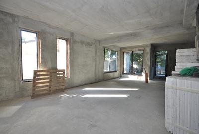 Chitila duplex suprafata utila 140 mp, 4 dormitoare 3 bai, teren 250 mp - 13