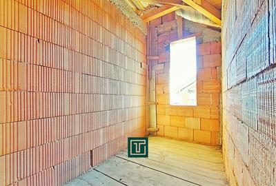 Casă la roșu cu 5 camere în Aluniș, județul Arad – ideală pentru o familie! - 6