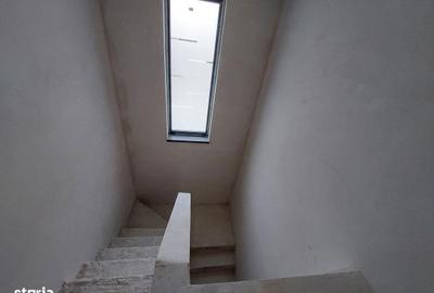 Casă cu 5 camere cu Teren 147 Mp în Central - 4