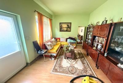 Casă cu 3 camere cu Teren 225 Mp în Cristian