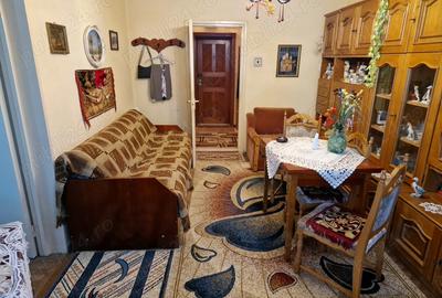 Apartament cu 2 camere decomandat în Central - 4