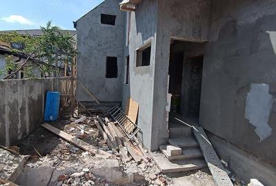 Vila in constructie, Sala Sporturilor Vila in constructie, Sala Sporturilor - 3